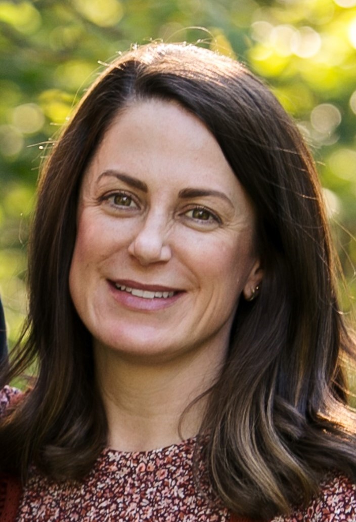 Maggie Wolff headshot